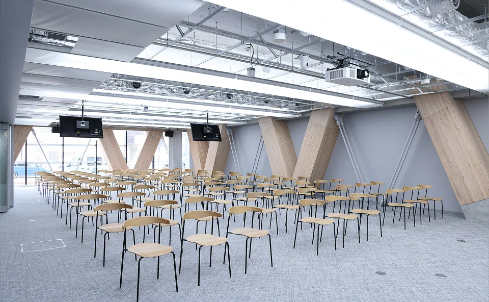 写真:イベントホール